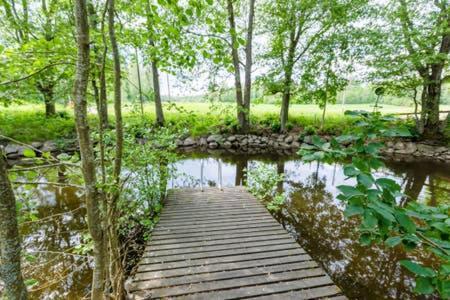 Poppelstrand Nuuksio, Pet Friendly Guest Apartment ภายนอก รูปภาพ